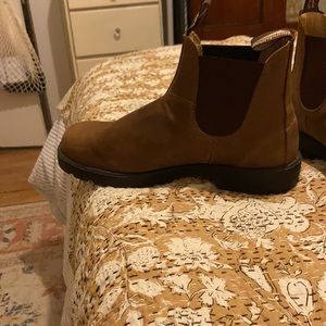 BLUNDSTONE 550 000157 AU size 9.5 US 10.5